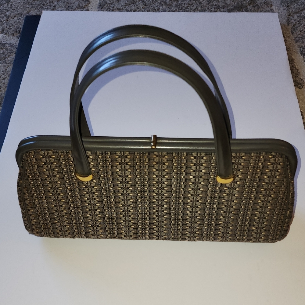 Vintage Woven Straw-Style Olive Green Top-Handle Women's Bag.